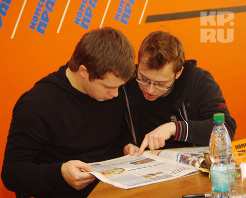 Почитав "Комсомолку", Виталий задумался: а не податься ли в футболисты?